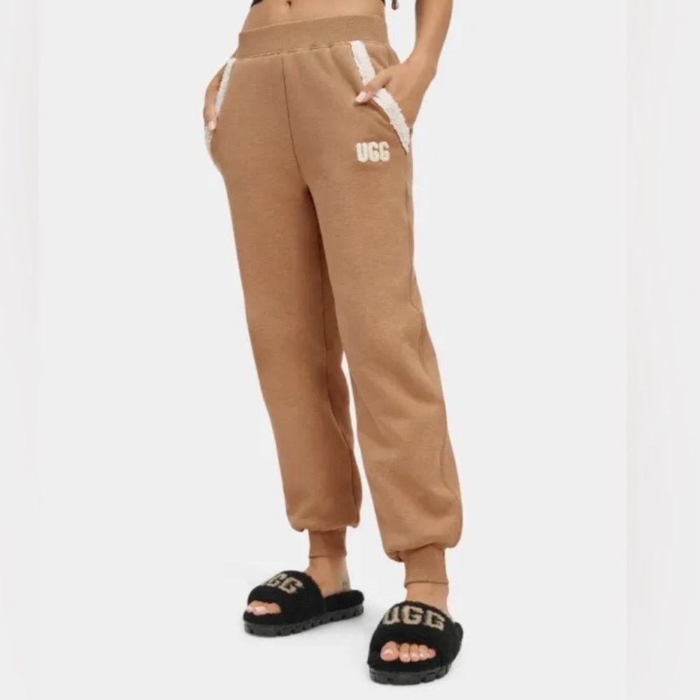 UGG WOMEN’S DAYLIN BONDED FLEECE PANT